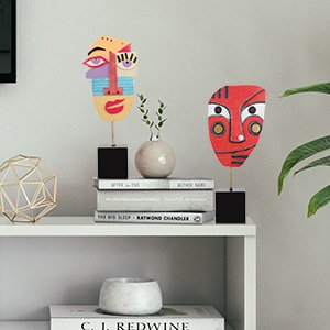 bookshelf decor