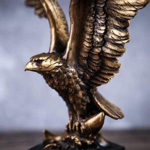 Goodsright Decor Resin Eagle Statue Sculpture Frgurine Gift for Home Office Living Room Desktop Display Decorative Decoration