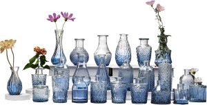 Goodsright Decor Glass Bud Vase Set of 30, Small Flower Vases, Glass Vases for Centerpieces, Vintage Home Table Decorations Bud Vases (30 Pcs, Amber)