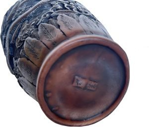 Goodsright Decor Chinese Dragon Vase - Handmade Decorative Oriental Sculptural Vase for Flowers - Feng Shui Asian Art - Resin, 9.5 Inches (Brown)