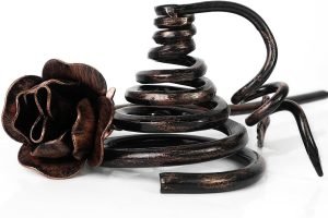 Goodsright Decor Romantic 7th Anniversary, Resin Modern Couple Sculpture & Metal Rose with Stand - Wedding Anniversary Birthday Valentine's Day Gifts for Wife Girlfriend