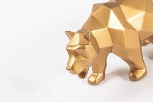 Goodsright Decor Animal Statues Home Decor Golden Bear Statue for Living Room Table Decor,Modern Sculpture Gift for Living Room, Bedroom, Office Desktop, Cabinet Shelf Decoration (Golden)