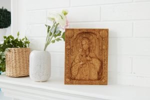 Goodsright Decor Blessed Virgin Mary Wooden Carved Religious Virgin Mary Icon Christian Gifts Wedding Anniversary gifts housewarming gifts Wall Hanging Art Work