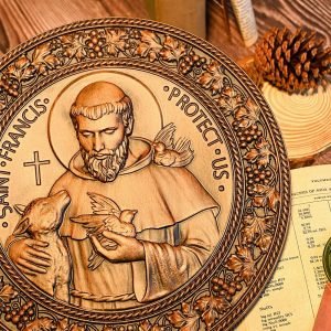 81afBC5-jcL._AC_SL1000 Goodsright Decor St. Francis Wood Carving Ornament Religious Idol Natural Wood Carving Wall Decor Pendant Desk Wooden Ornament Home Decor (200 * 200 * 18mm)