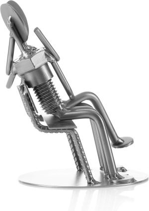 Goodsright Decor Recycled Nut and Bolt Romantic Sculpture Sweethearts' 5'' Tall Iron Gifts for 6th Anniversary Romantic Statue Figurine Made from Recycled Auto Parts Steel Sculpture Present for Him and Her